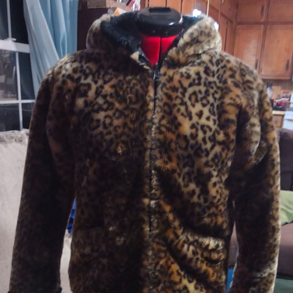 Girl's Winter Leopard Faux Fur Jacket